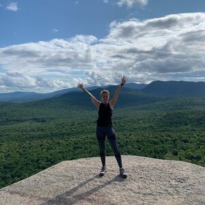 Meet your Posher, Lori